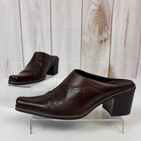 Gianni Bini Shoes - Gianni Bini Leather Mules Western Snip Toe Chunky Heel Slip On Boot Brown Sz 6.5